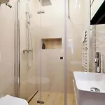 Pieninski Potok W Centrum Szczawnicy Шавница